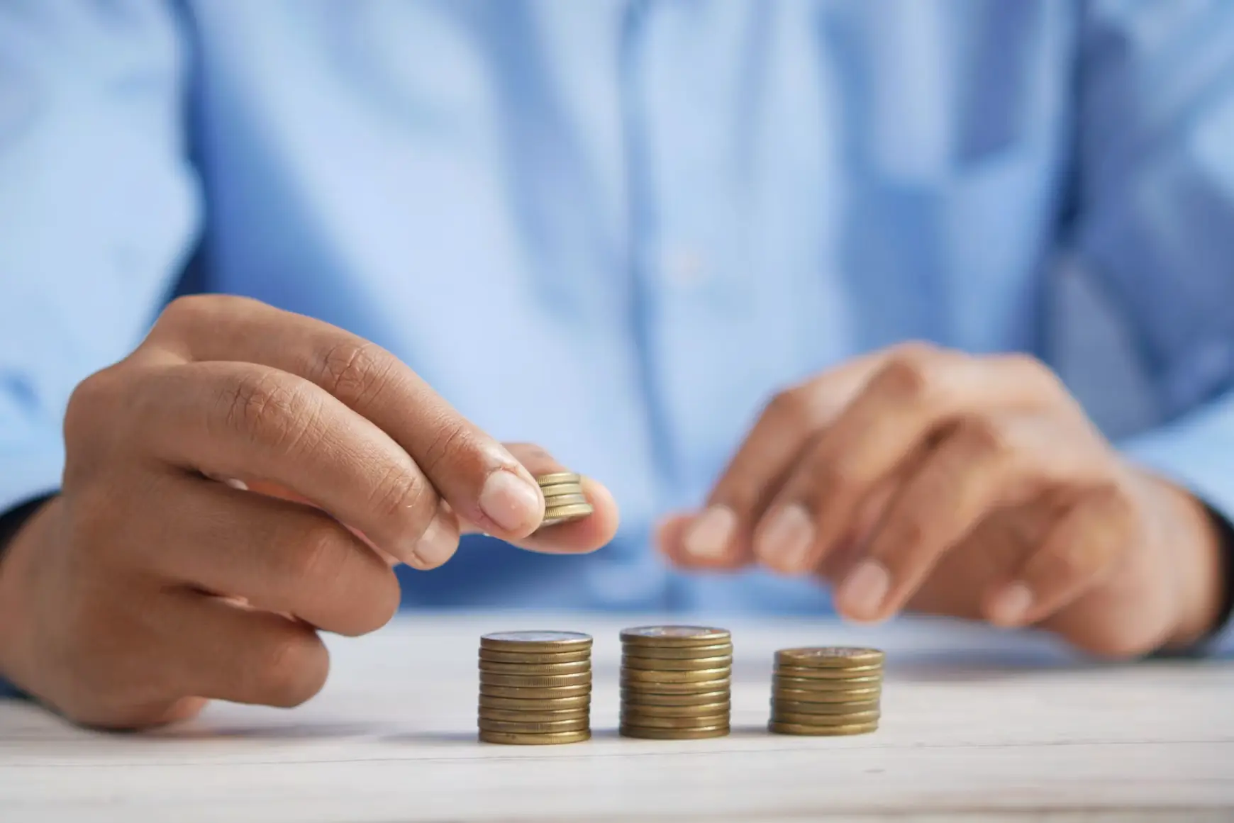 [TODO: scrivania con piano finanziario per un prestito personale]